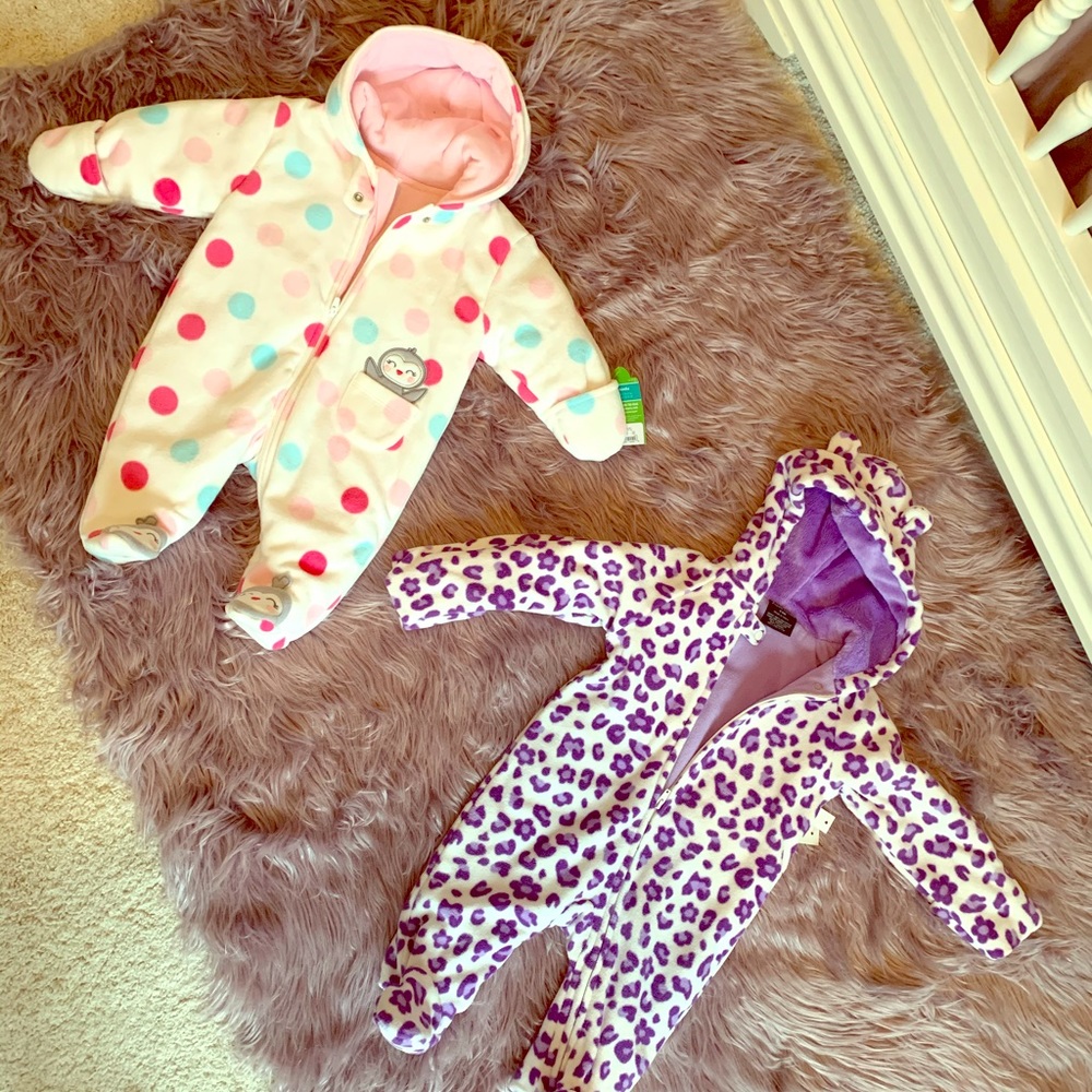 NWT 2 pc set. Baby snuggies